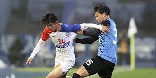 B费破门 曼联客场2-2埃弗顿近10轮仅2胜.