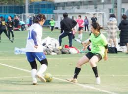 全尤文：阿森纳、曼联有意DV9，尤文希望获得3500万欧转会费.
